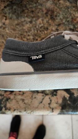 TEVA Sneakers--Women size 9