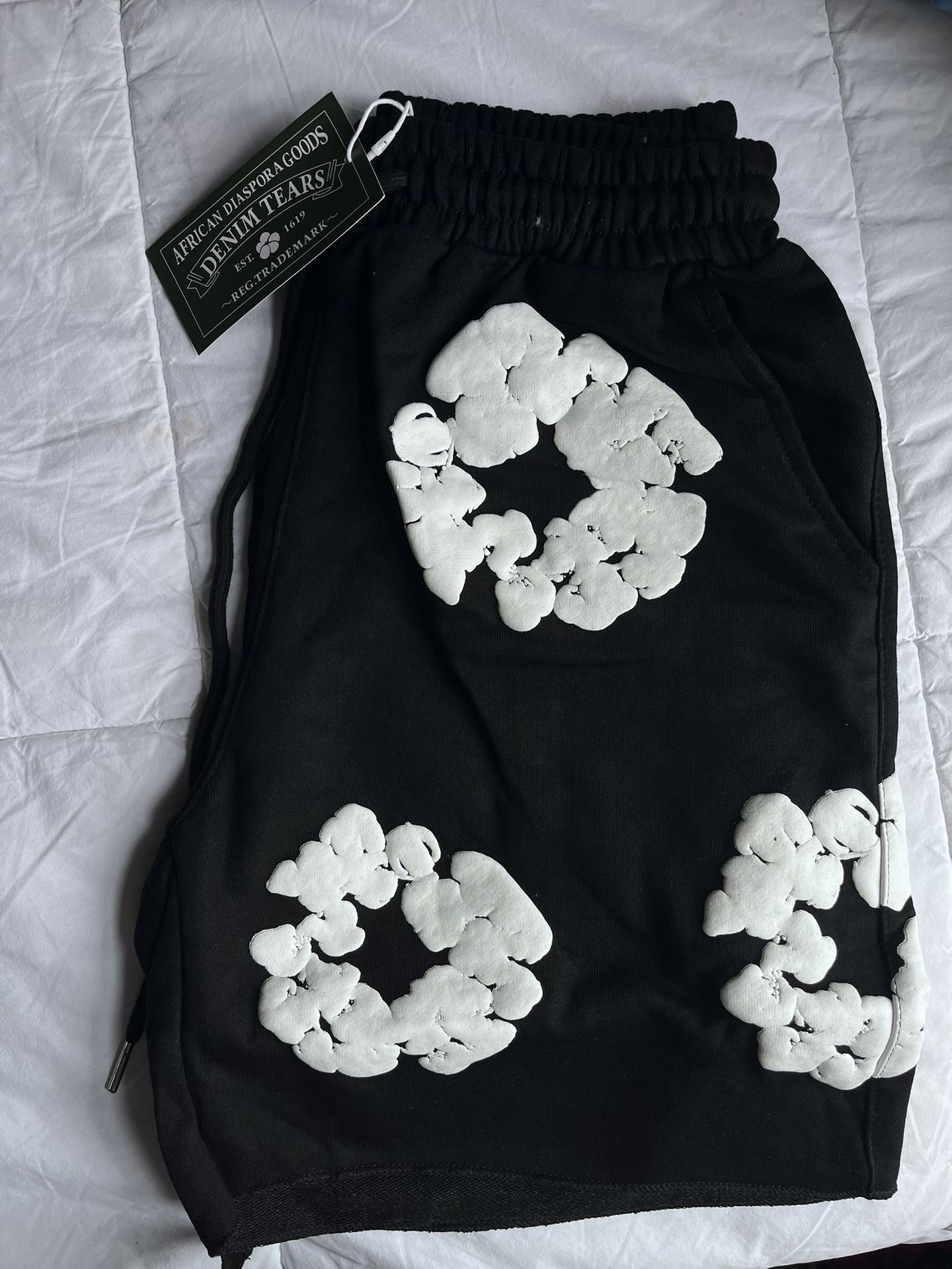 DT Shorts