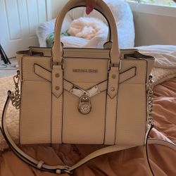 Micheal Kors Bag 