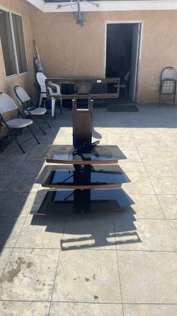 Tv stand free
