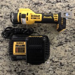 Dewalt cut Out Tool Kit #25460 Drywall Tool