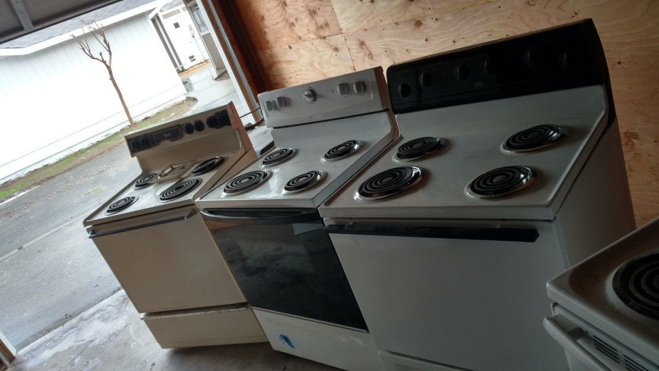 Stove dishwashers and hood range and sinks