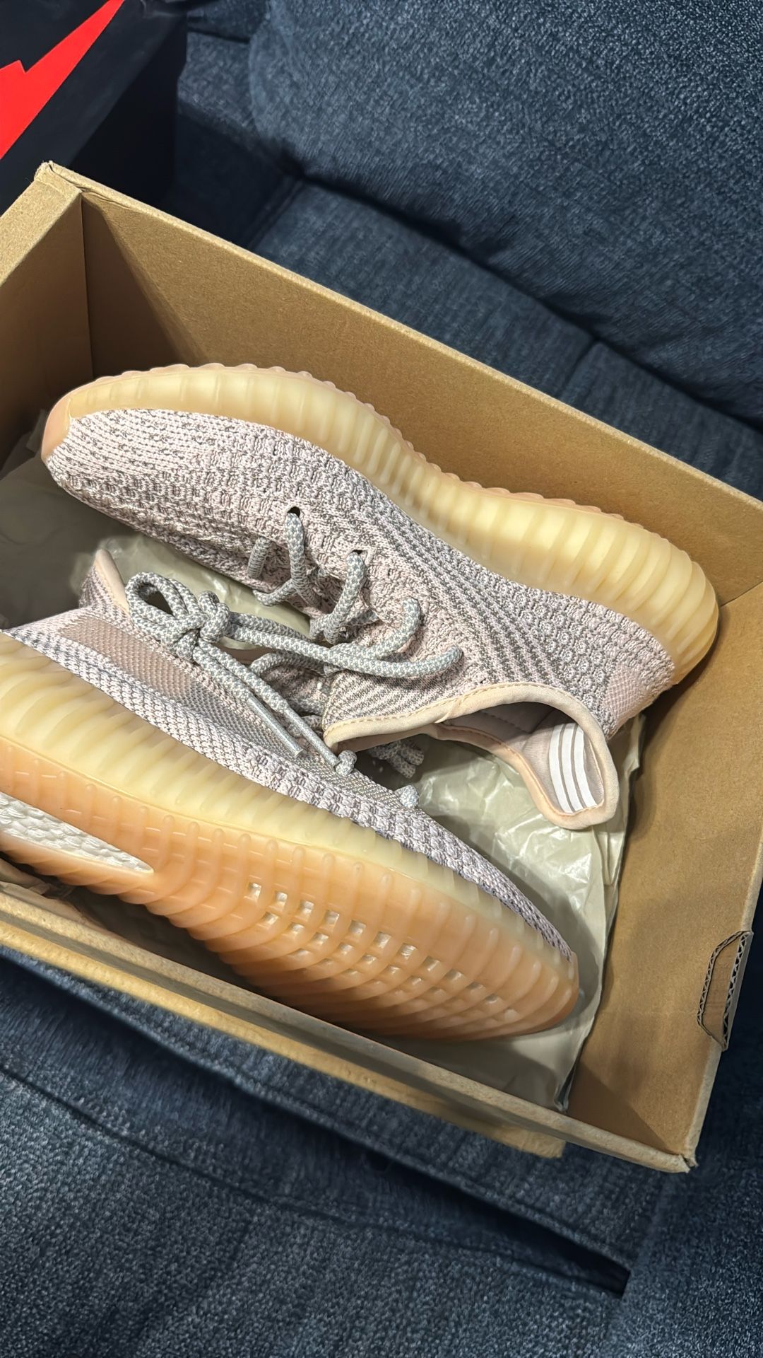 Yeezy Boost 350 V2