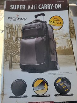 Superlight Carry On