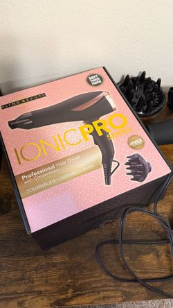 INFINITI PRO Hair Dryer