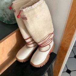 Women’s Size 6 Hunter Boots