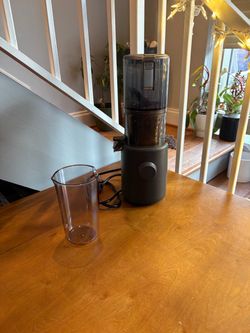 Hurom H310 Easy Clean Slow Juicer Very Good Condition