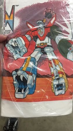 Vintage voltron table cover
