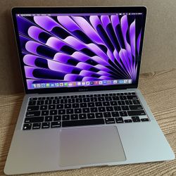 MacBook Air 13 M1 Chip 8GB Memory Good Laptop 