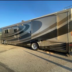 2002 Newmar Dutch Star DiesalFreightliner Chassis