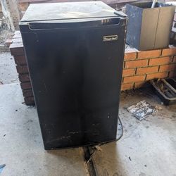 Magic Shelf Small Fridge 