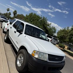 2005 ford Explorer V6 