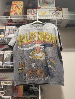 Vale forever Chaos Tshirt Size Large Brand new never worn 100% authentic For measurements refer to last 2 photos!! Will be shipped properly within 2 d