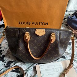 Authentic Louis Vuitton Purse