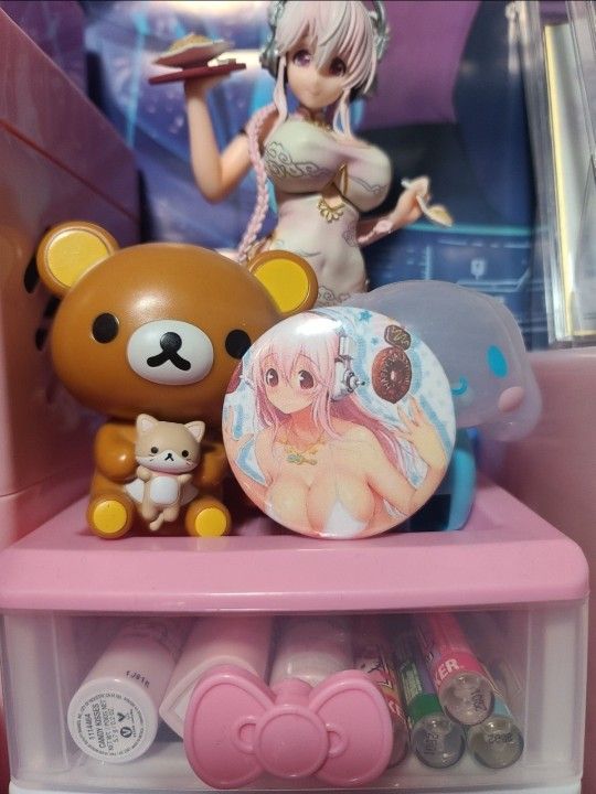 Super Sonico Donuts Button