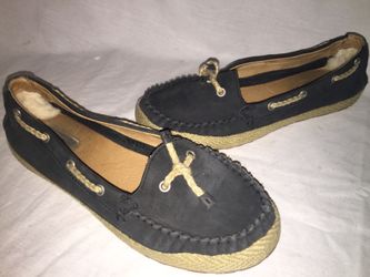 Ugg loafers size 8 s/n 1004111 "very nice"