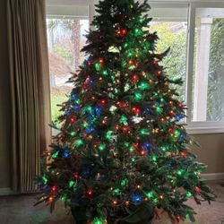 Balsam Hill 7.5 Pre-lit Christmas Tree