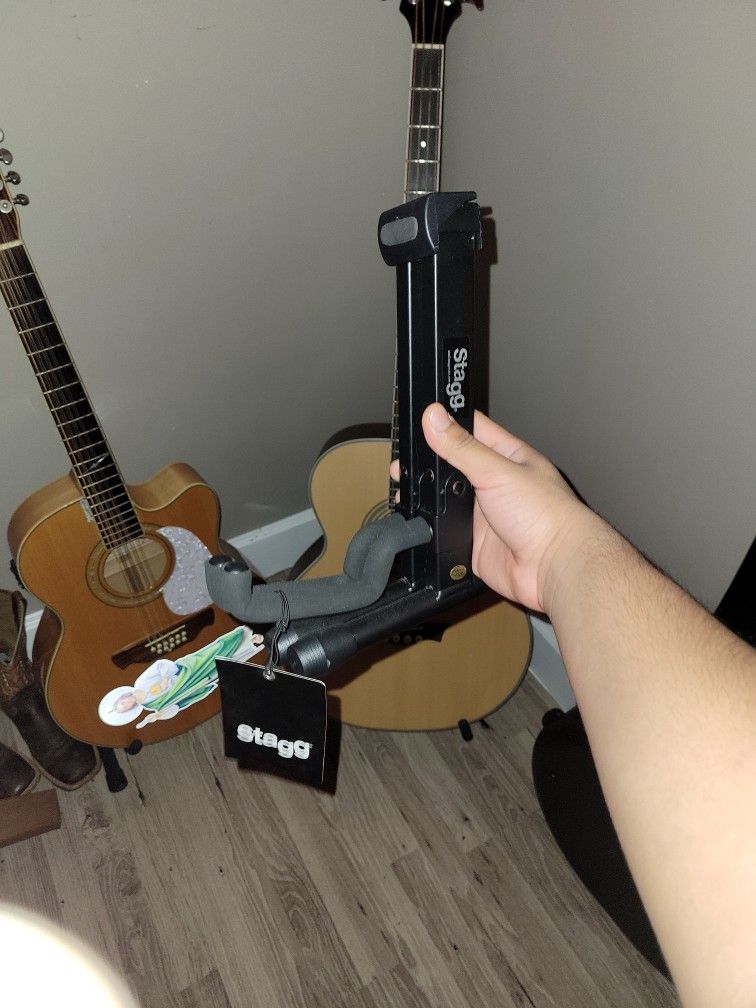 Stagg Ukele/ Electric Guitar Stand