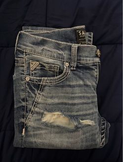 Buckle jeans