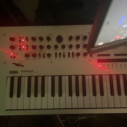 Korg Minilogue