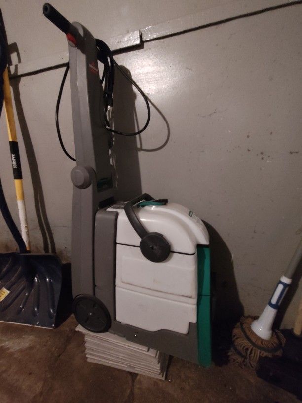 One Day Sale, First Come, Bissell Big Green Carpet Cleaner!