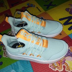 Kids Adidas 3y