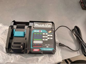 Makita 40V charger