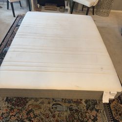 IKEA Queen Mattress (like New)