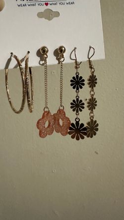 Tengo variedad de joyería