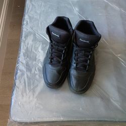 Reebok Royals (Size 11)