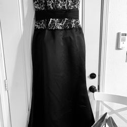 Evening Wedding Dress Size 10  $15  Heels Size 91/2 $15