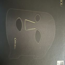 The KARROIBOU LED Facial Mask