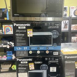 Panasonic 1.3 cu.ft. Countertop Microwave Oven NEW
