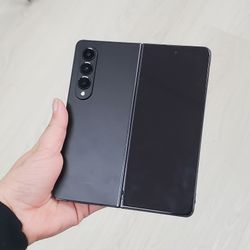 Galaxy Z Fold 4 5G 7.6" (Unlocked) 256GB Excellent Phantom Black