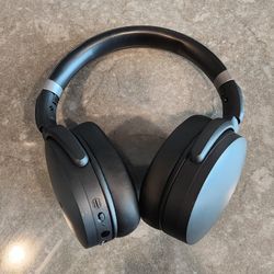 Sennheiser HD 450BT Wireless Headphones
