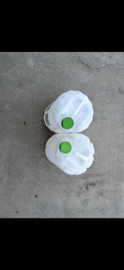 5 gallon water tank $15 each or two for 25