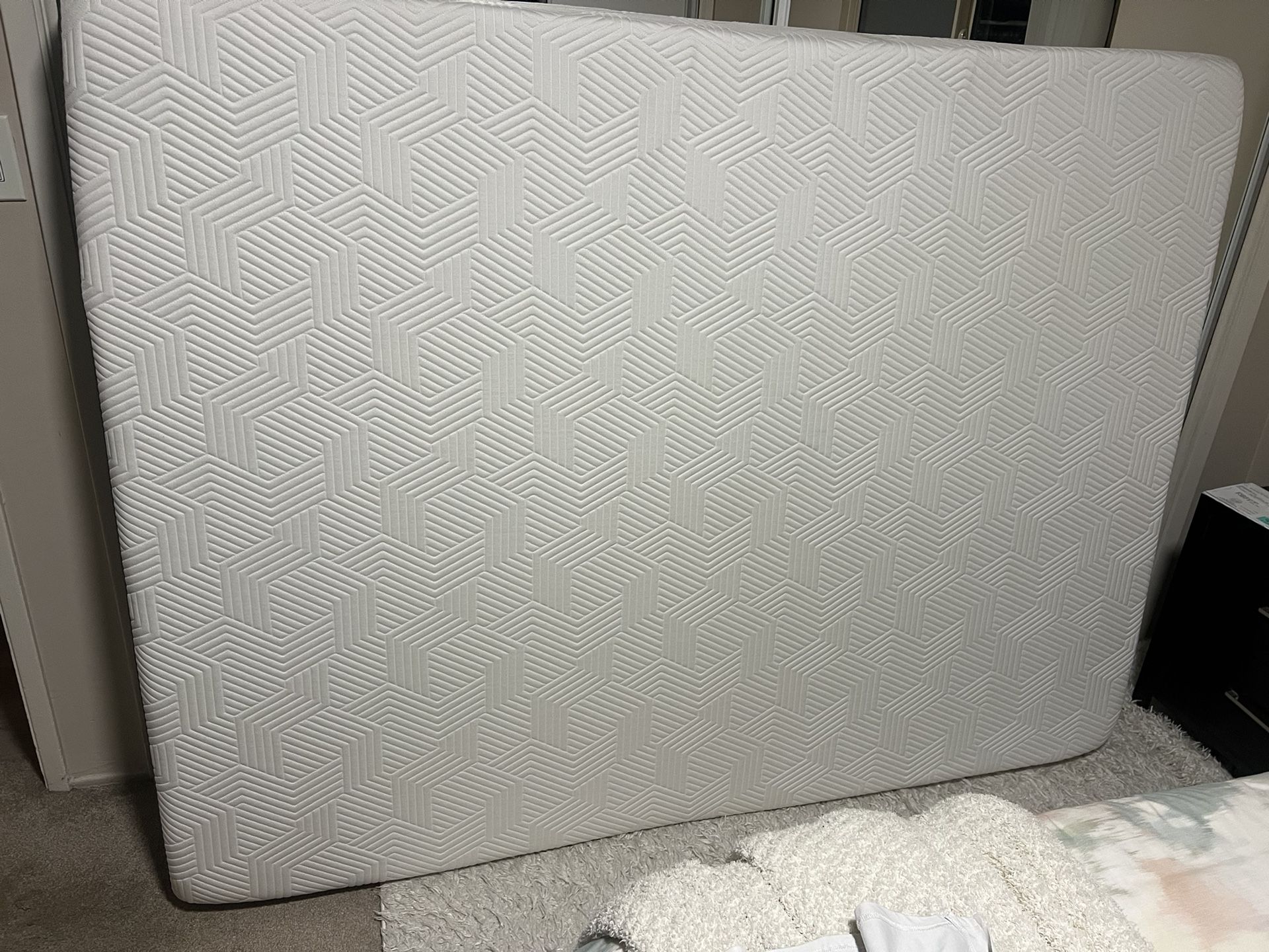 Lucid Queen Size Memory Foam Mattress Medium Feel