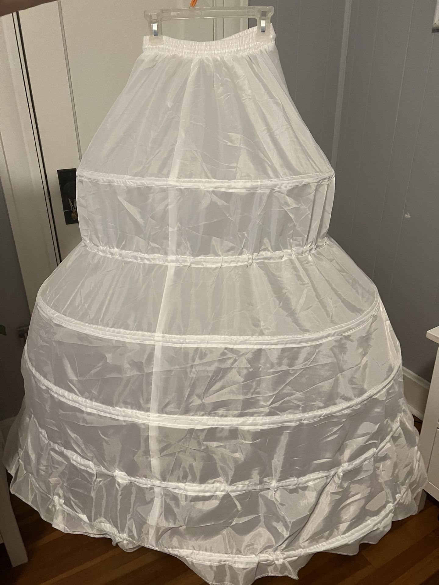 7 Hoop Petticoat Crinoline Underskirt For QuinceaƱera