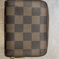 Louis Vuitton Wallet 