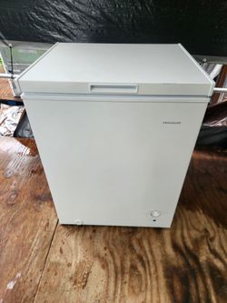 Frigidaire chest freezer