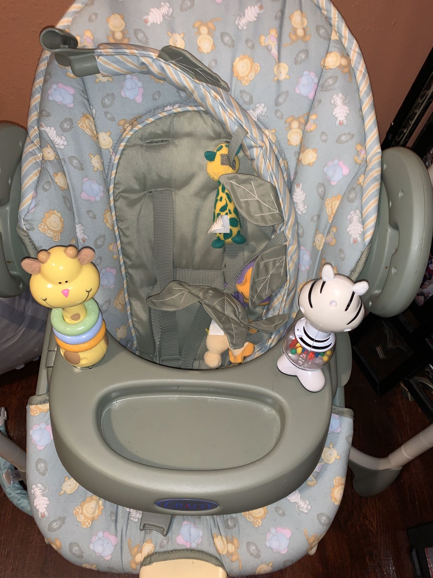 GRACO battery baby swing for Sale in Oakland, CA OfferUp