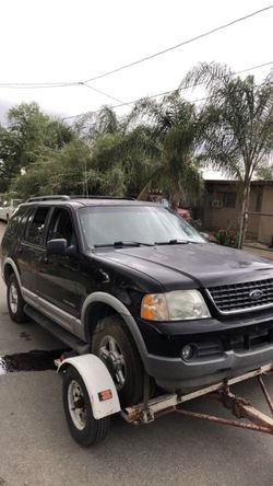 02 Ford Explorer 4.6L V8 For Parts