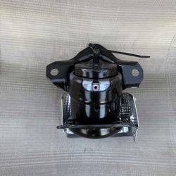 Genuine GM (contact info removed)4 Driver Engine Mount Front Left for 5.3L 4.3L 6.2L 2019-24