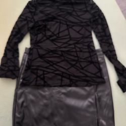 Blusa Negra y falda Negra