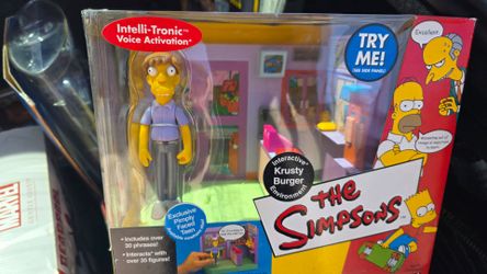 Playmates the Simpsons Krusty burger studios Springfield interactive set box