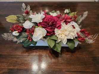 Beautiful Floral Christmas Arrangement 