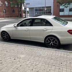 2010 Mercedes-Benz E-Class
