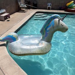 Unicorn Float Good Condition