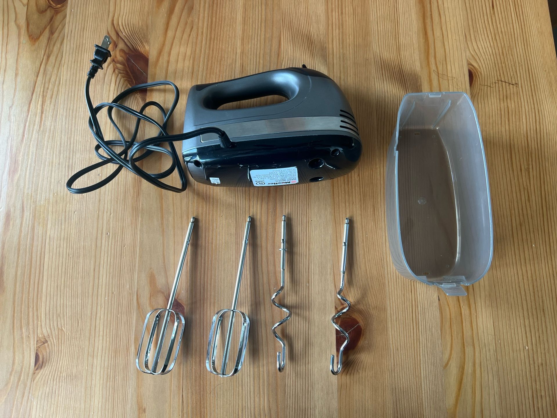 Hand mixer (Mueller)