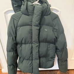 womens Levis puffer jacket 